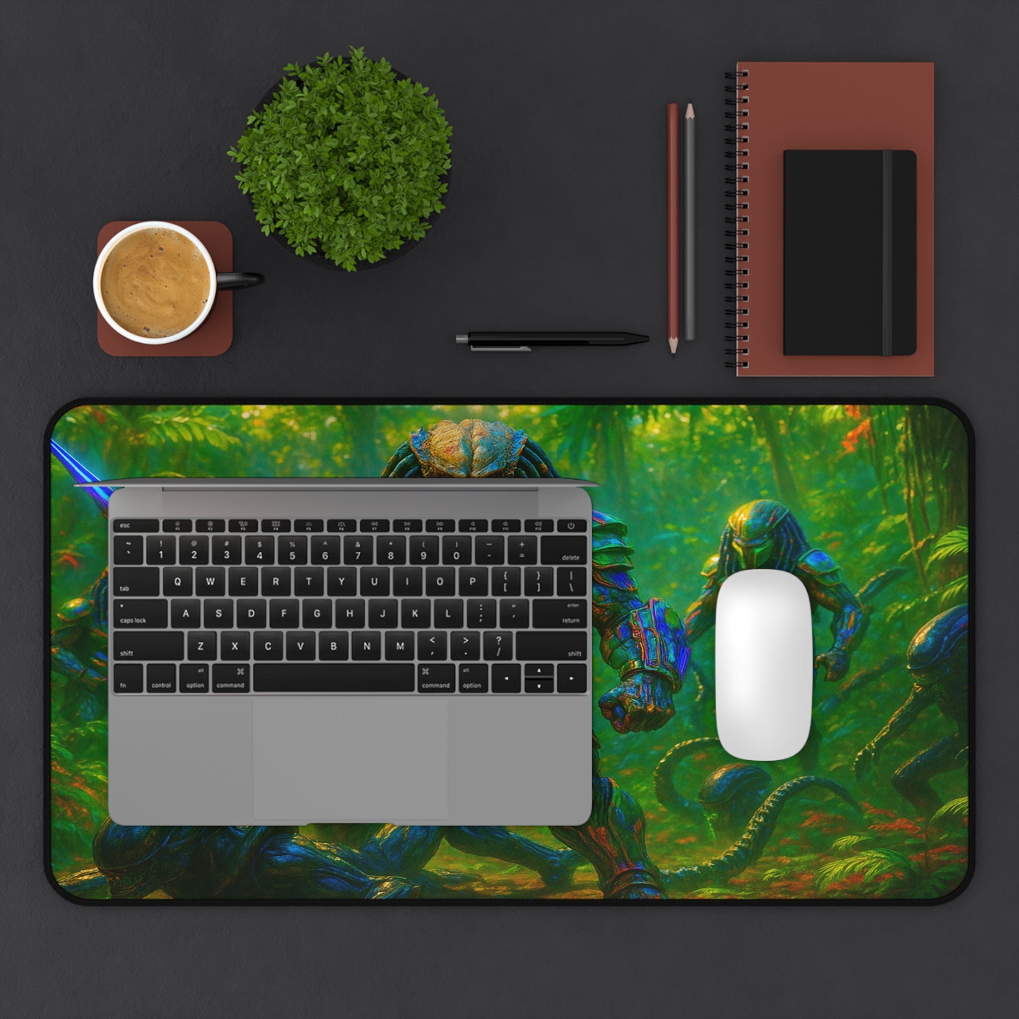 Predator vs Alien Xenomorph Desk Mat