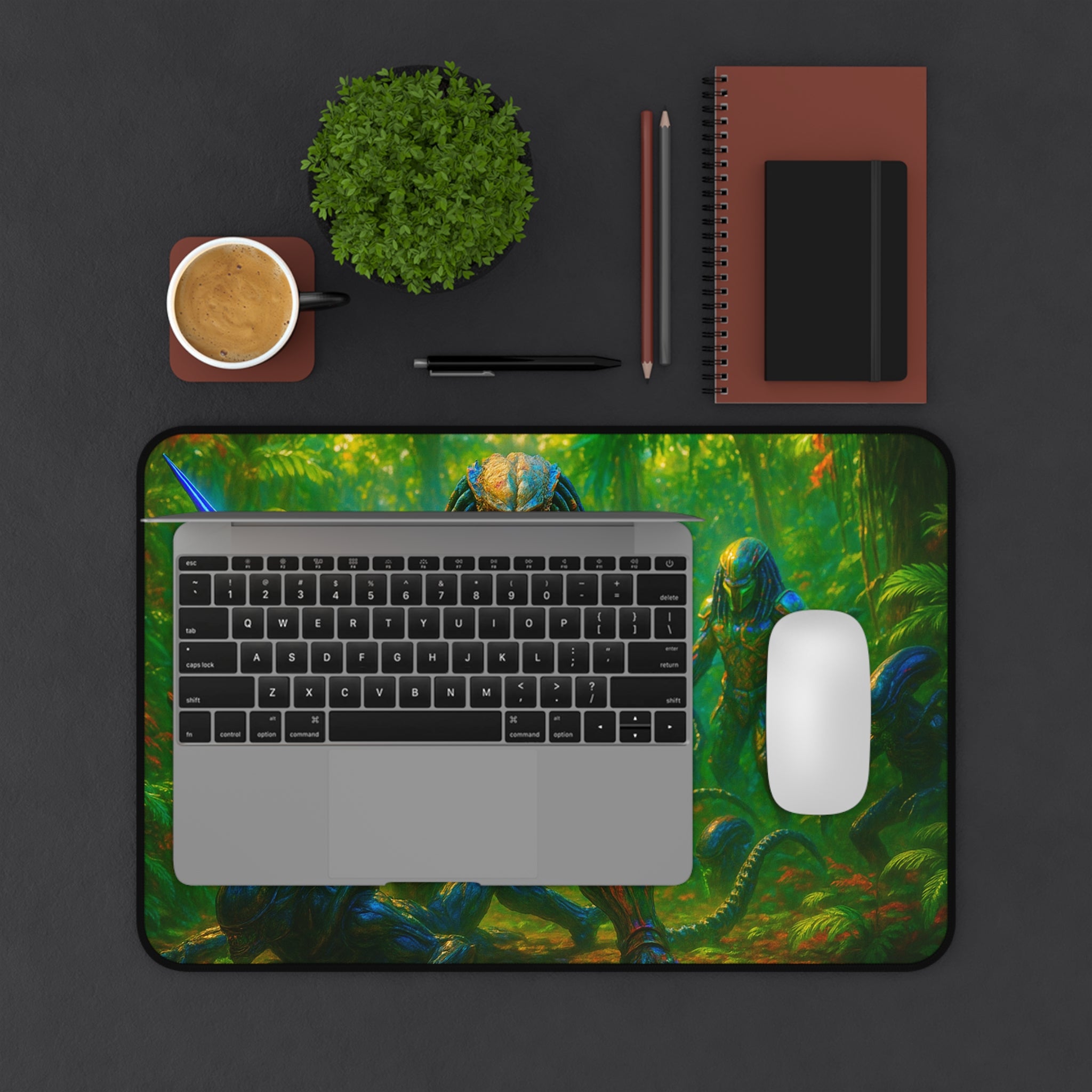 Predator vs Alien Xenomorph Desk Mat